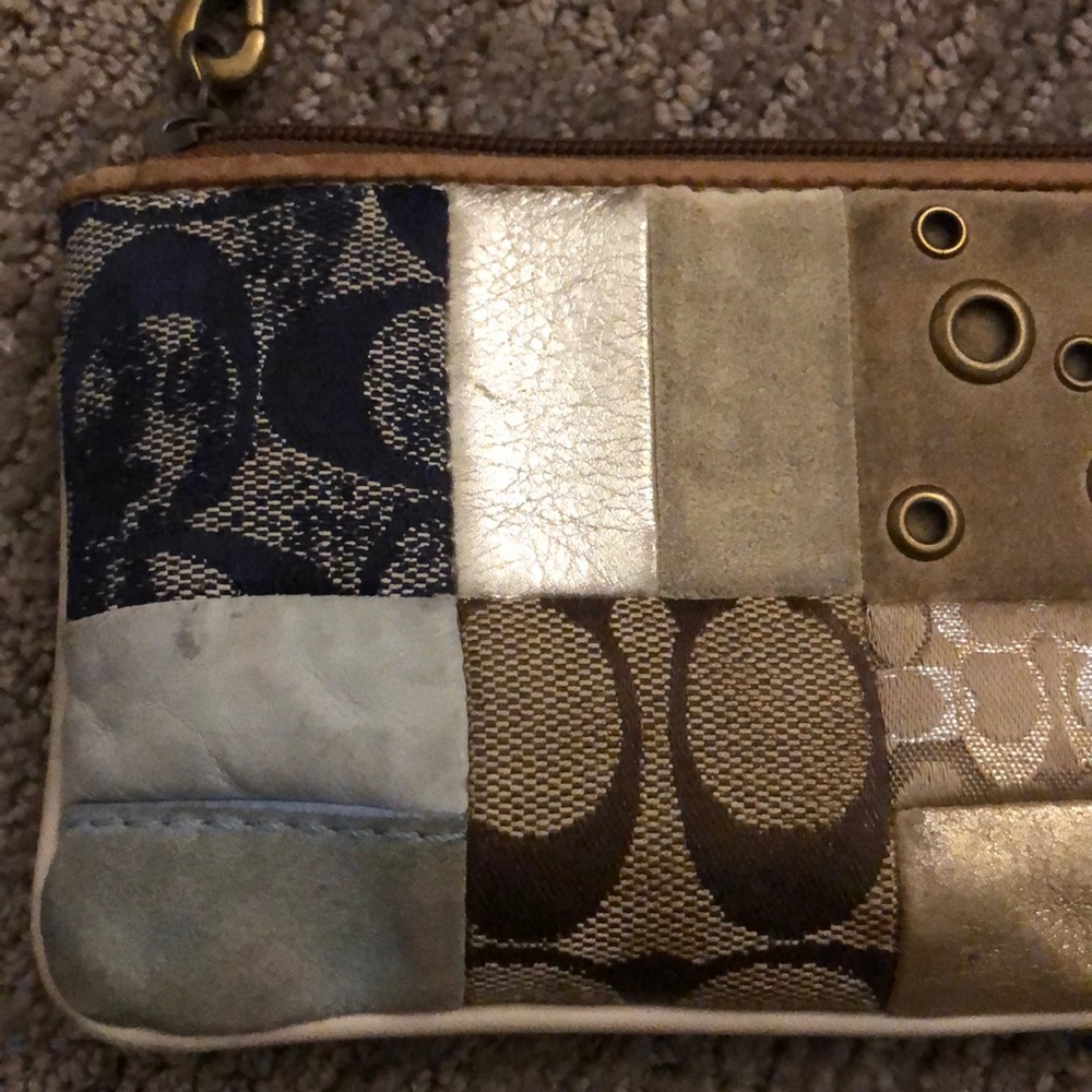 Coach patchwork wristlet - Picture 2 of 6